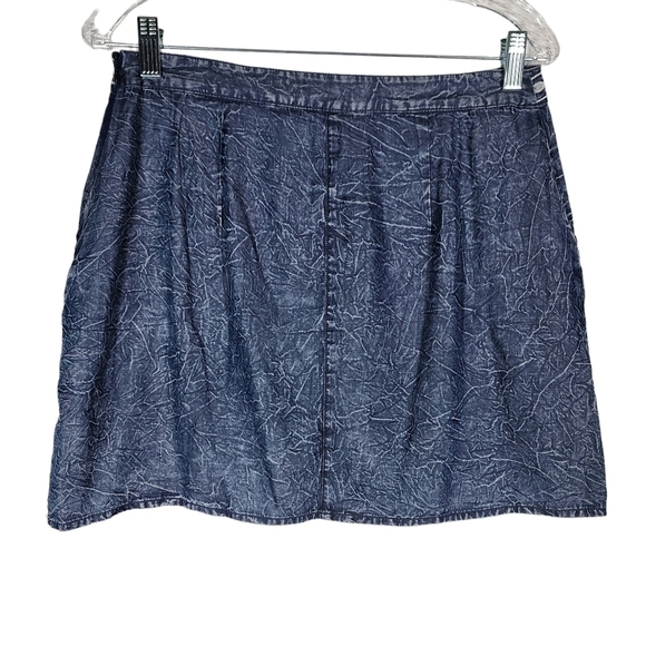 CHLOE & KATIE EMBROIDERED MINI SKIRT - Picture 3 of 8